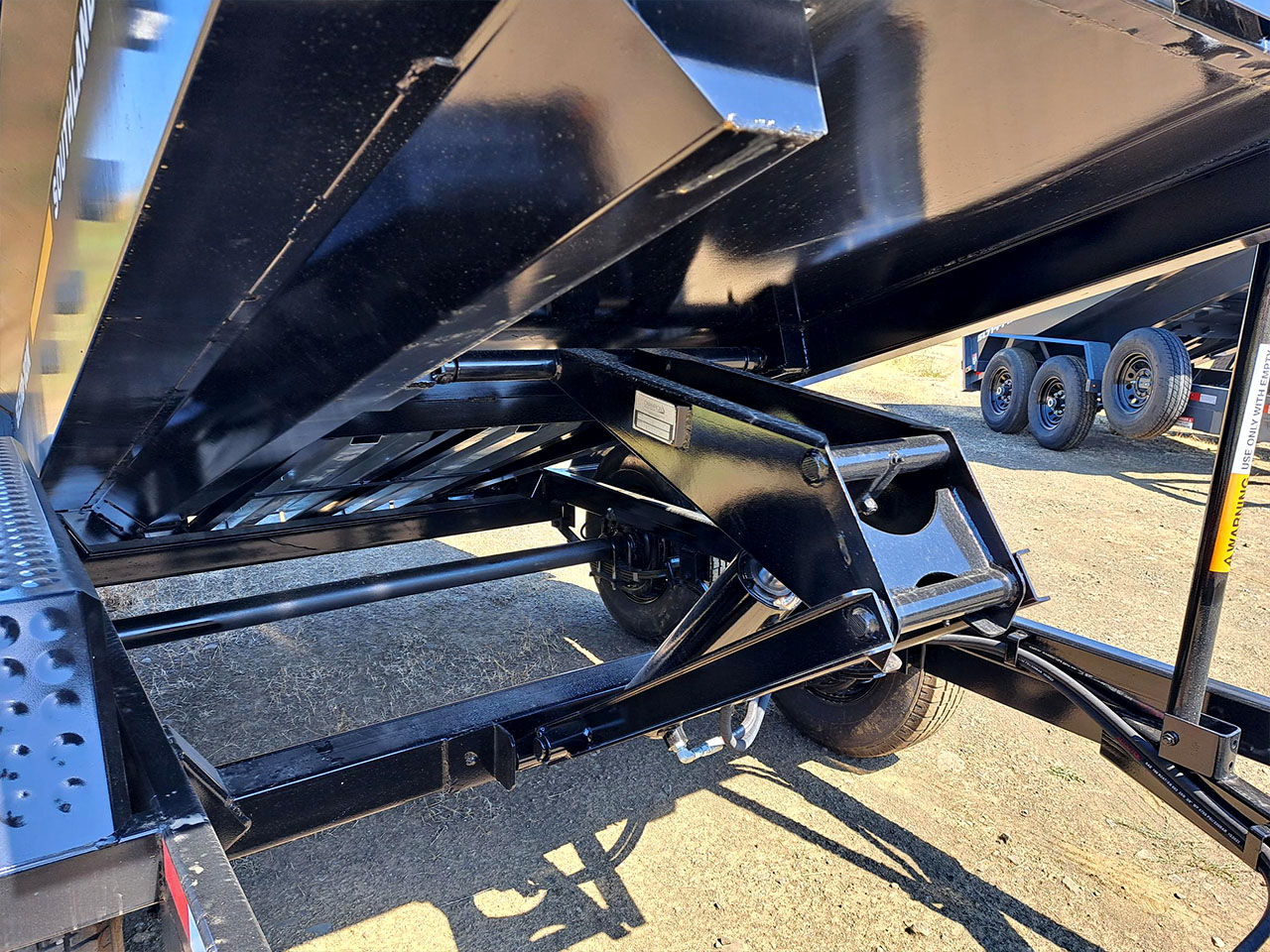 ON SALE Southland 5x10 5K Dump Trailer